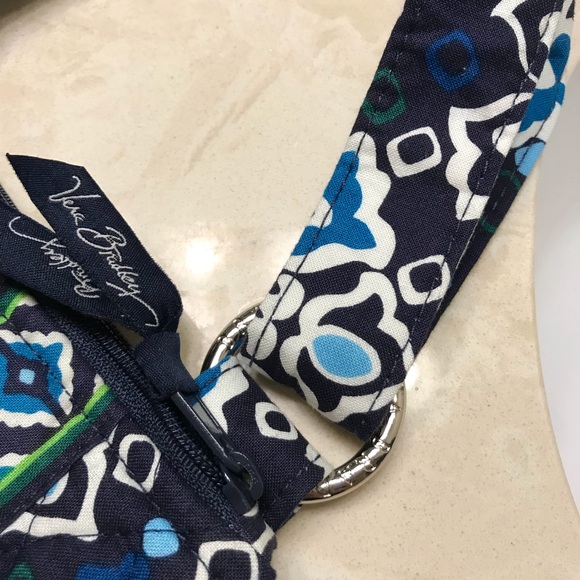 ❌SOLD❌Vera Bradley Crossbody - Picture 4 of 4